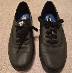 Keds Softerra Black Leather Sneakers Women’s 7